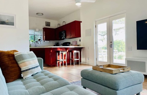 Dripping Springs Other | Charming Cabin with Private Heated Pool Under TX Stars
