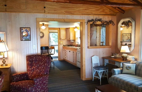 Levering Cottage | Charming Cabin with Breathtaking Sunsets and Lake Views