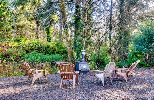 Netarts House | Inviting Cabin with Fireplace & Ocean View - Pet Friendly