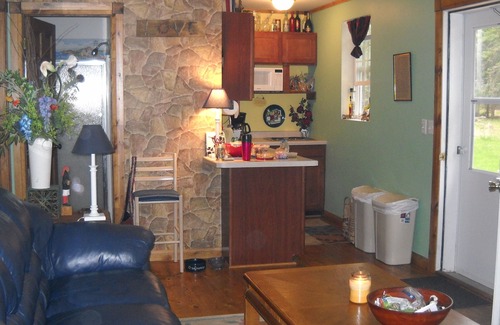 La Pointe Cabin | Inviting Cabin with Majestic Views, Close to Town