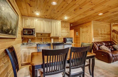 Aitkin Cabin | Charming Cabin Retreat with Lake Mille Lacs Views