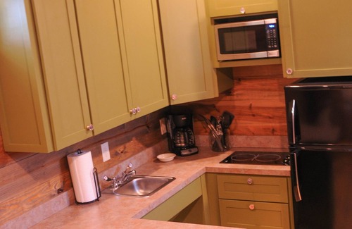 New Braunfels Cabin | Military-Themed Cozy Cabins by the Comal River