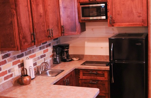 New Braunfels Cabin | Charming German-Themed Cabin #4 by the Comal River