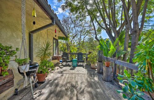 Fernwood House | Charming California Retreat Steps from Malibu Beaches