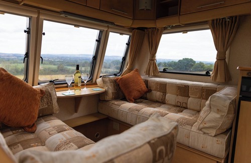West Buckland RV Rental | Charming Caravan Escape for Two with Pool & Breakfast