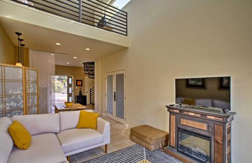 Carefree House | Inviting Casita with Mountain Views, Pool & Hot Tub Access