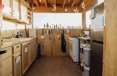Monticello RV Rental | Inviting Cedar Pod with La Sal Mountain Views & Pool