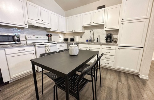 Mesa Grande House | Pet-Friendly Mesa/Tempe Retreat near Cubs Stadium & ASU