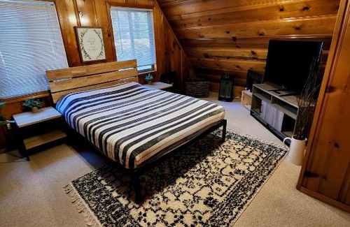 Sierra Tract House | Charming Tahoe Cabin Steps from Heavenly Ski Resort