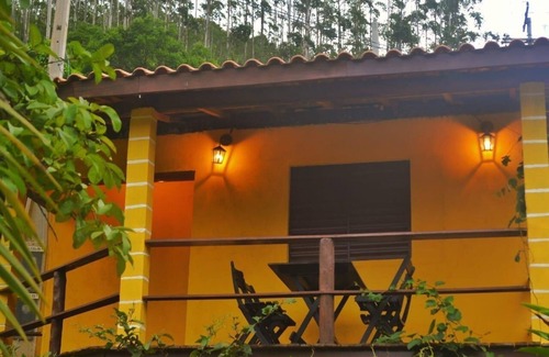 Interior de Sao Paulo Ski Chalet | Cozy chalet in Eldorado with AC and WiFi for a relaxing stay