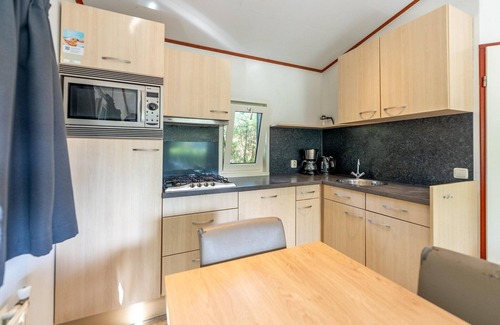 Egmond aan Zee Ski Chalet | Inviting Chalet Near Dunes in Egmond aan Zee