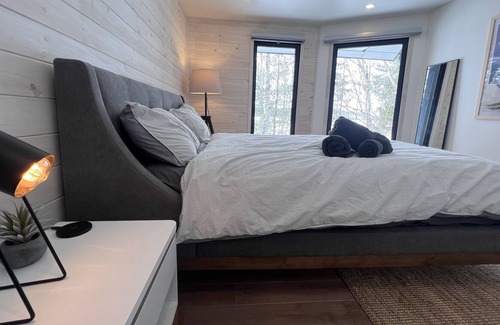 La Conception Ski Chalet | Cozy chalet on a lake close to Tremblant