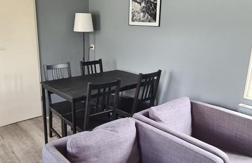 Hensbroek Ski Chalet | Charming Chalet Retreat with 3 Bedrooms Near Alkmaar