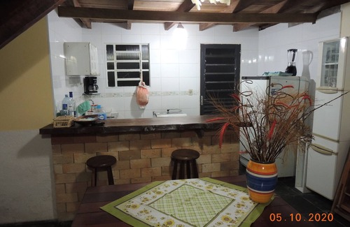 Maresias Ski Chalet | Cozy Maresias Beach Chalet with Oceanfront Views