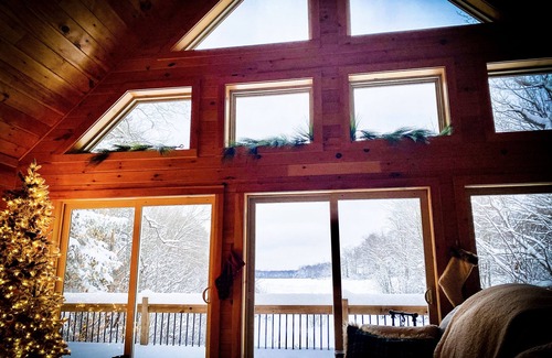 Richland Ski Chalet | Inviting Chalet Retreat with Lake Views and Pool Access