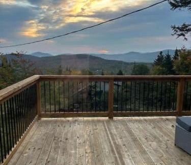 Notre-Dame-Des-Bois Ski Chalet | Charming Chalet with Incredible Mountain Views