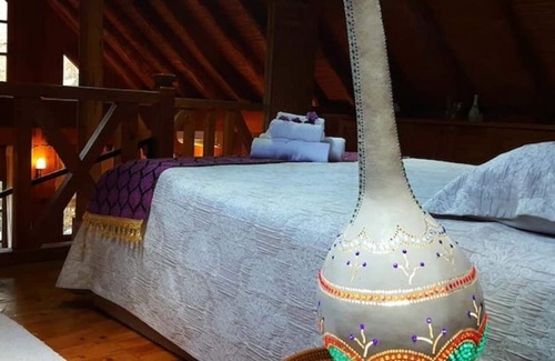 Duger Ski Chalet | Inviting Chalet with Jacuzzi Ideal for Romantic Getaways
