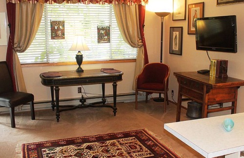 Happy Valley Apartment | Inviting Retreat Near WWU with Kitchen Amenities