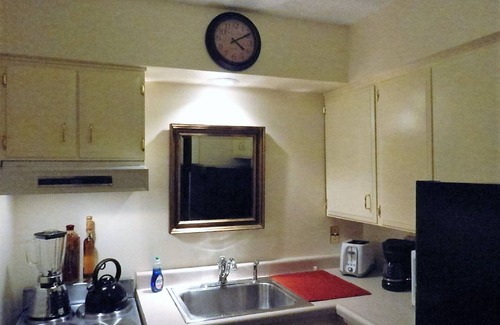 Happy Valley Apartment | Charming Retreat Near WWU with Kitchen Amenities