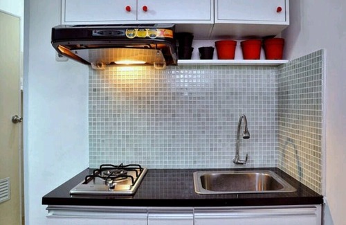 East Jakarta Apartment | Budget-Friendly Studio Apartment with Pool & Breakfast