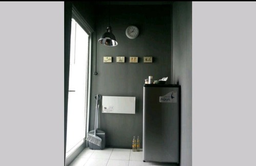 East Jakarta Apartment | Budget-Friendly Studio Apartment with Pool & Breakfast