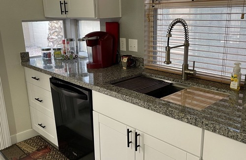 Ahwatukee Foothills House | Chic Lake View Home with Spa & Child-Friendly Amenities