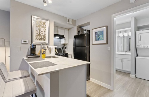 Allandale Apartment | Chic Studio Retreat Minutes from Downtown & Domain