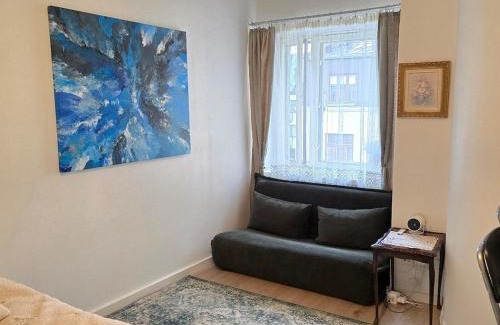 Hietalahti Apartment | Cozy city apartment in Helsinki city center