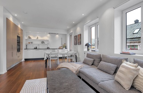 Engen Apartment | Cozy City Haven: Centrally Located in Bergen's Heart