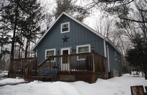 Pocono Summit Ski Chalet | Inviting 2 BR Pocono Mountain Chalet with Pool & Spa
