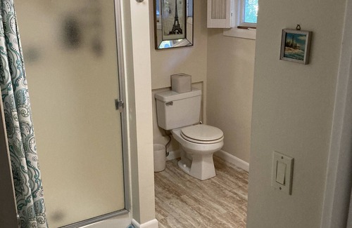 Coeur d'Alene House | Beautiful Hayden: Premier Stay with Ocean Views & Bike Trails