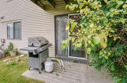 Clinton Township Condo | Inviting Clinton Township Condo: Close to Anchor Bay!