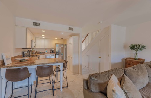 Pensacola Beach House | Charming Beach Bungalow with Ocean View & Pool Access