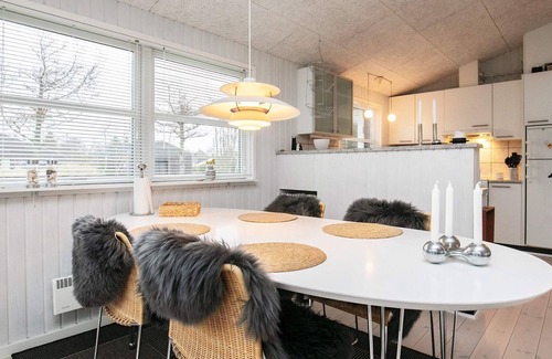 Blokhus House | Spacious 6-Person Holiday Home in Blokhus - Pet Friendly!
