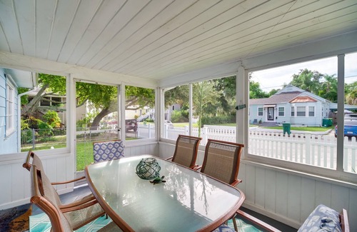 Cocoa Cottage | Charming Cocoa Home - Steps from River & Historic Village