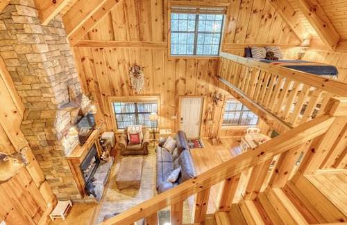 Ellijay Cabin | Relaxing Cohutta Cabin - Creek Front Retreat in Wilderness