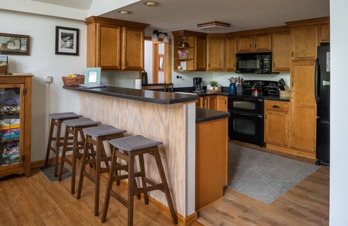The Woods Cabin | Pet-Friendly Cabin Retreat at The Woods Resort - 10/10 Score
