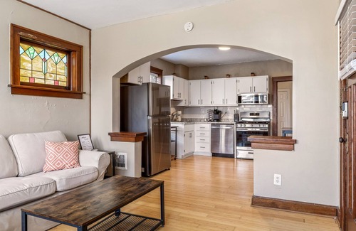 St. Louis Apartment | Welcoming 1BR Apartment in South City with Great Amenities