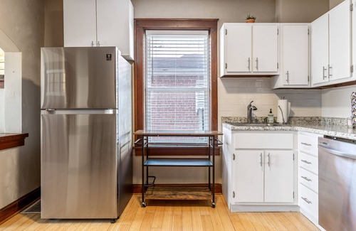 St. Louis Apartment | Welcoming 1BR Apartment in South City with Great Amenities