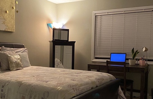 Aurora Condo | Cozy comfortable condo! 5 minutes from Premium Outlet mall.