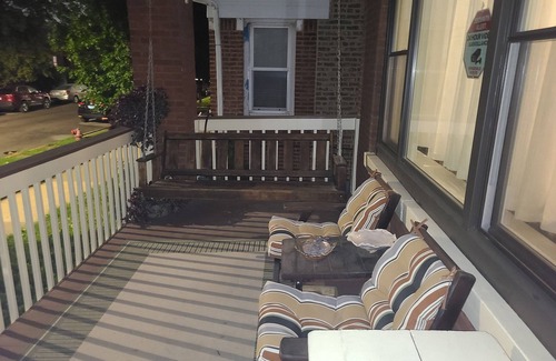 Chicago Apartment | Comfortable 420 Compliant Stay with Free Parking & Pool
