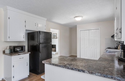 Goochland House | Comfortable & Convenient Stay with Family-Friendly Amenities