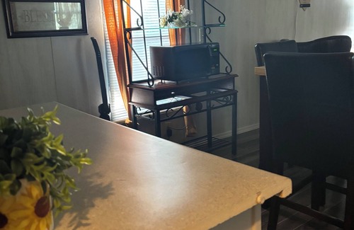 Jerome House | Cozy & Comfy Manufactured Home within 7 minutes of Ft Leonard Wood Military Base