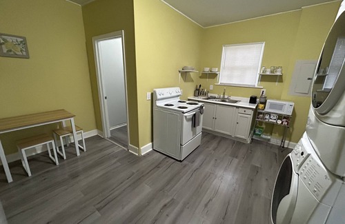 Huntsville Condo | Inviting Condo: Centrally Located & Pet-Friendly Retreat