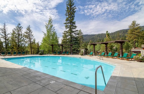 Tamarack Resort Condo | Discover Tumble Creek 2BR at Tamarack Resort with Pool & Spa