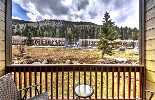 Purgatory Condo | Inviting Condo Next to Purgatory Ski Resort with Pool