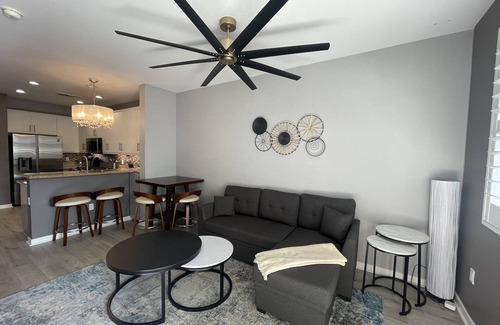 Hillcrest Condo | Exceptional Condo with Ocean View in Hillcrest