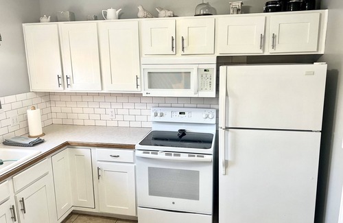 Salt Lake City Condo | Trendy Condo Steps from Ski Resorts & Downtown Salt Lake