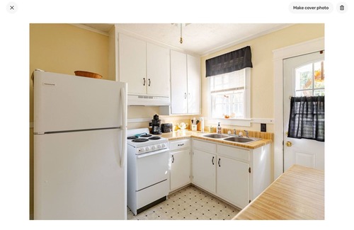 Pulaski Apartment | Inviting Hotel with Breakfast & Family-Friendly Amenities