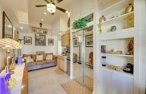 Elmont Apartment | Inviting Elmont Retreat with Patio & Family-Friendly Perks